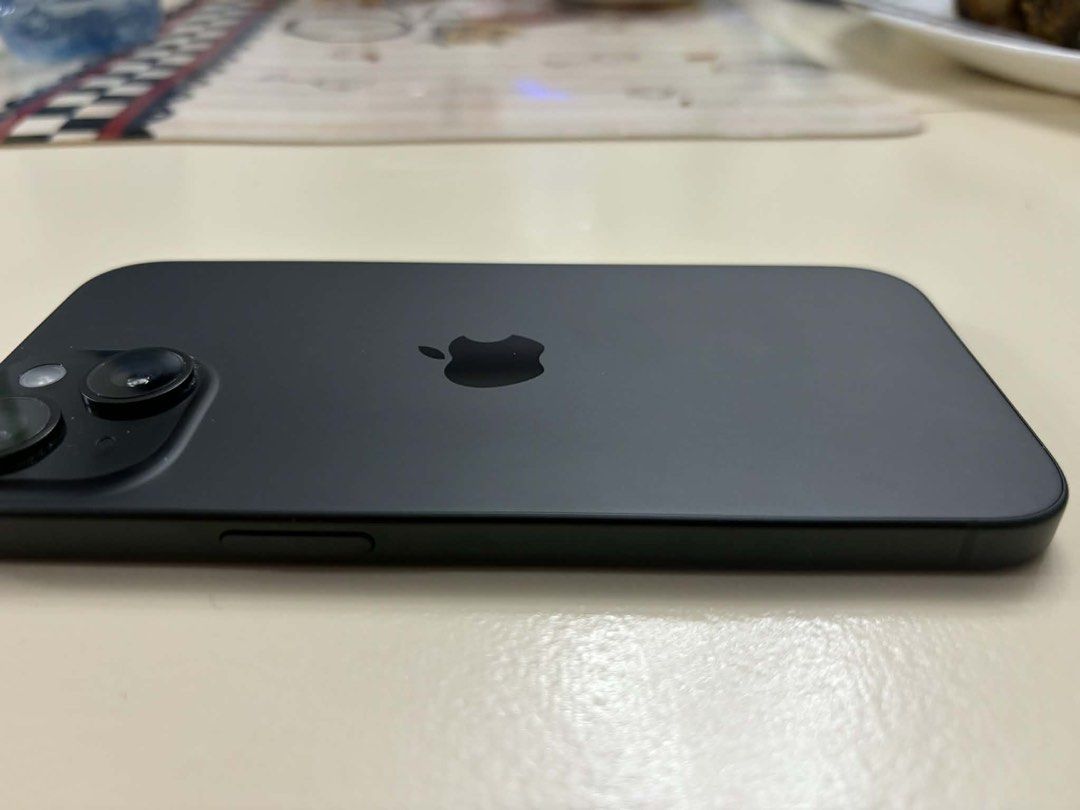 iPhone 15 (Category: iPhone 15 Series) located in Paranaque City. Submitted by avercloset (Listing ID 1422387857, Image 2). Description: iPhone 15 - 128GB - Unlocked • Unlocked, works on all carriers • 128GB storage • Phone with box and charger •88% Battery Health Condition: The phone works perfectly. Face ID, cameras, buttons, and all functions are fully operational..