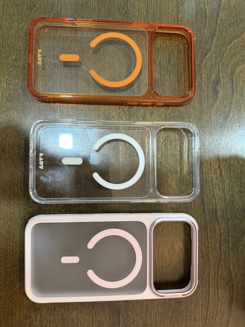Iphone 17 Promax Case (Category: Cases & Sleeves) located in Quezon City. Submitted by decluttermsdt (Listing ID 1422325107, Image 1). Description: Take all for 3k Laut ; Uniq brands.