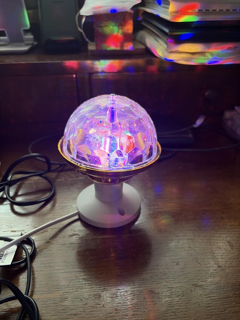 Led Rotation Lamp LED Color Rotating Lamp - 6 LED Dazzle Colour, Furniture & Home Living ...