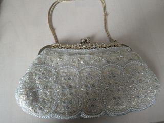 (Category: ) located in . Submitted by wardrobefinds101 (Listing ID 1422350233, Image 1). Description: .