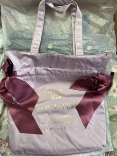 （分類：）位於 。 由 angelmaron 提交（商品編號 1422312176，圖片 1）。簡介： 。