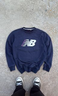 (Category: ) located in . Submitted by tshirt.thrift_ (Listing ID 1422369867, Image 1). Description: .