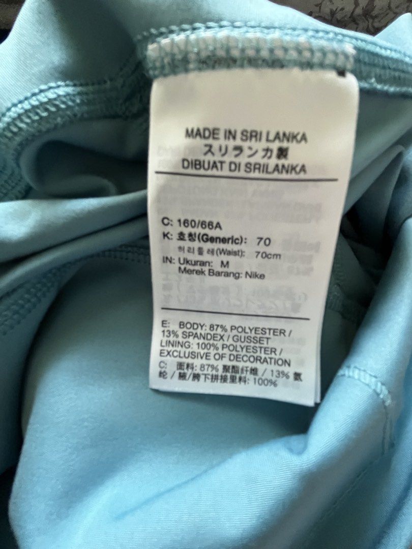Nike Dri-FIT Leggings - Blue (Category: Activewear) located in Mandaluyong City. Submitted by PRETTYMNL_05 (Listing ID 1422267156, Image 3). Description: Nike leggingS Size medium Color: TEAL .