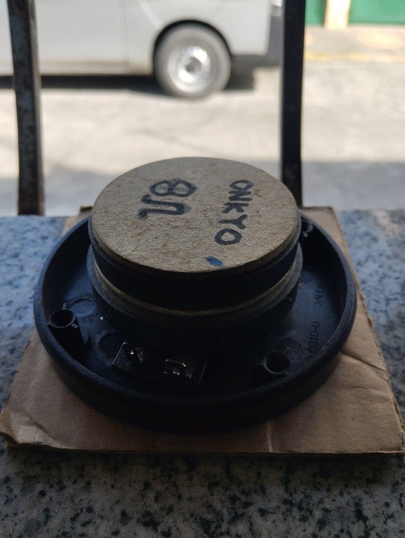 Onkyo tweeter soft dome 4" original 1pc only 8 ohms (Category: Soundbars, Speakers & Amplifiers) located in Muntinlupa City. Submitted by loweebiton5412 (Listing ID 1422234353, Image 3). Description: Onkyo soft dome 4" tweeter original 1pc only 8 ohms from my previous Floor Stand onkyo speaker, buy locally audio store at ATC Onkyo SKF.....model forgot no. for your valued onkyo hifi speaker Original No repair Tested check last picture Preserve and