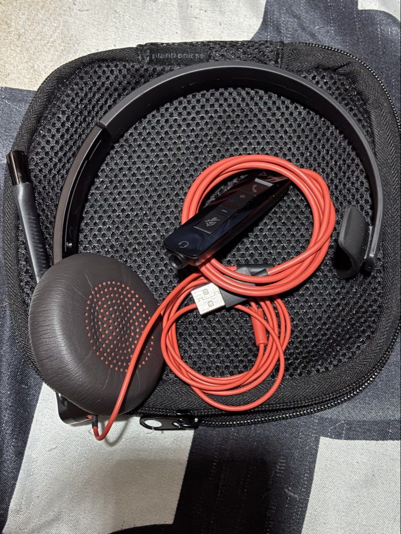 Poly plantronics blackwire C5210 (Category: Headphones & Headsets) located in Rizal. Submitted by Anneee (Listing ID 1422313624, Image 1). Description: Details: - Poly Plantronics Blackwire 5210 USB A - 3.5mm Corded Headset On-Ear Mono - Headset Wired Active Noise Canceling Cancellation ANC with Boom Mic Connect Last price posted .