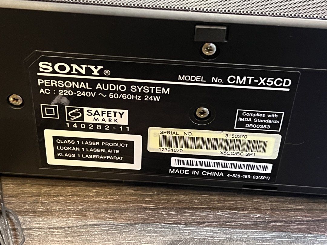Portable Sony CD player65727222128641112