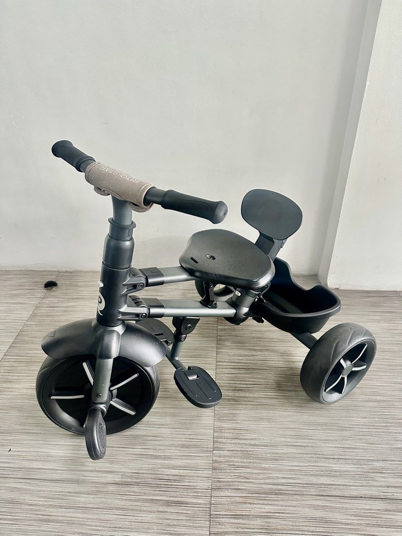QPlay Rito Star Tricycle (Category: Infant Playtime) located in Makati City. Submitted by jerbinator11 (Listing ID 1422259257, Image 2). Description: 100% complete with accessories. Pm for more details RFS: my child prefers using a bike Located in Makati near MRT Buendia. Can do free delivery near the area.