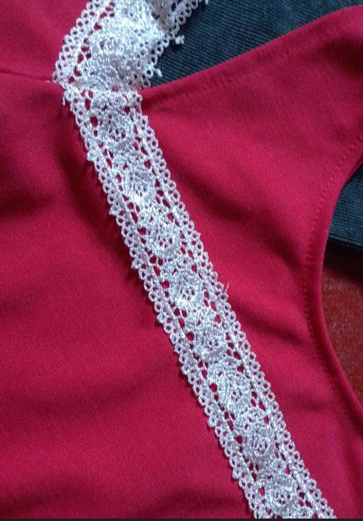 Red blouse with Lace Detail (Category: Blouses) located in Marikina City. Submitted by lemonpreluvs (Listing ID 1422240269, Image 2). Description: no to meet ups and bogus buyers Gcash payment only and Shipping through Jnt or lalamove loc. Marikina Size Medium Red cold shoulder top with lace detail. Short, flared sleeves. Comfortable fit. Stylish and versatile. .