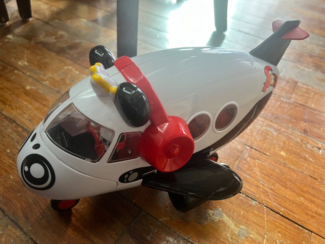 Ryan Toy Plane (Category: Kids Toys) located in Manila. Submitted by vg813 (Listing ID 1422307476, Image 2). Description: .