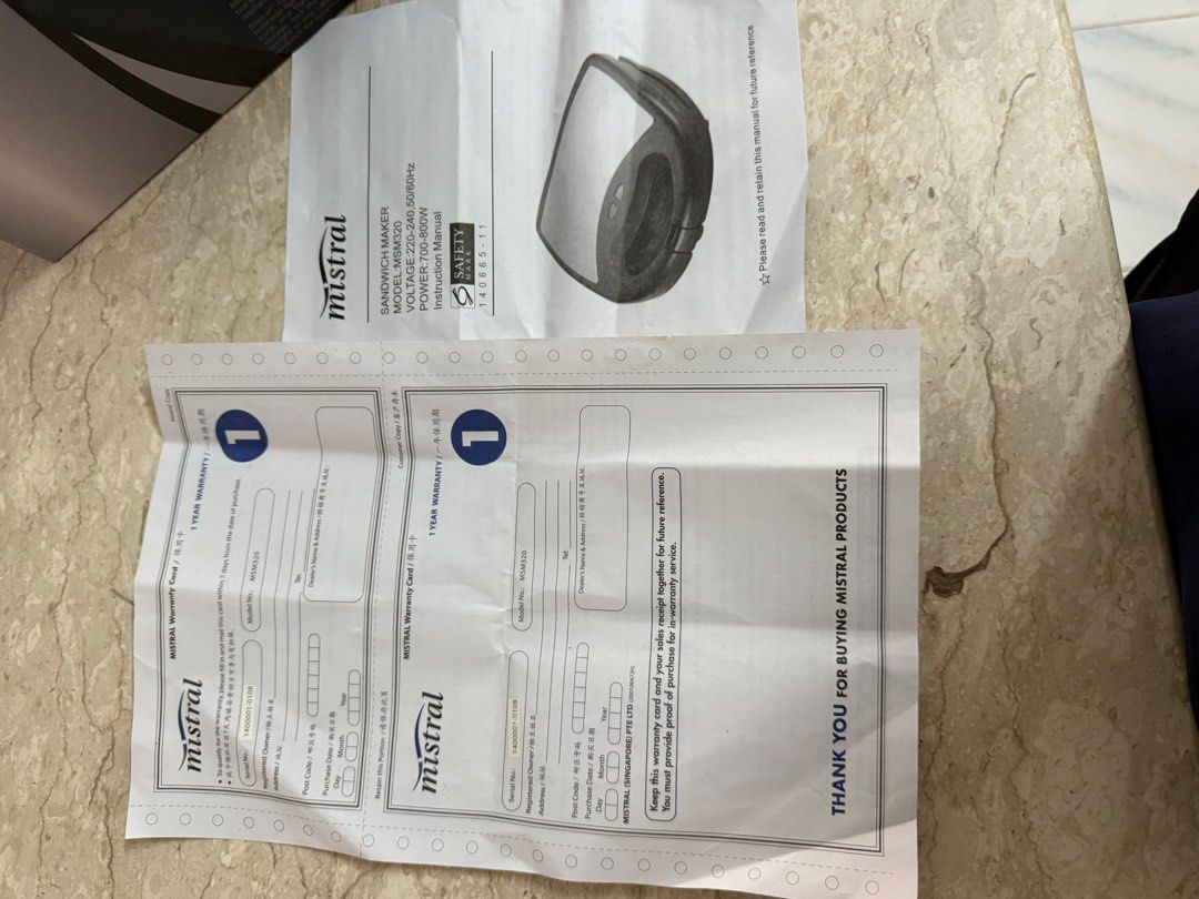 Sandwich maker (Category: Ovens & Toasters) located in Singapore. Submitted by 7766352 (Listing ID 1422261021, Image 6). Description: Mistral sandwich maker new Easy to use .