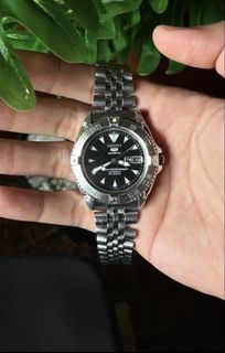 (Category: ) located in . Submitted by binifiy (Listing ID 1422313195, Image 1). Description: .