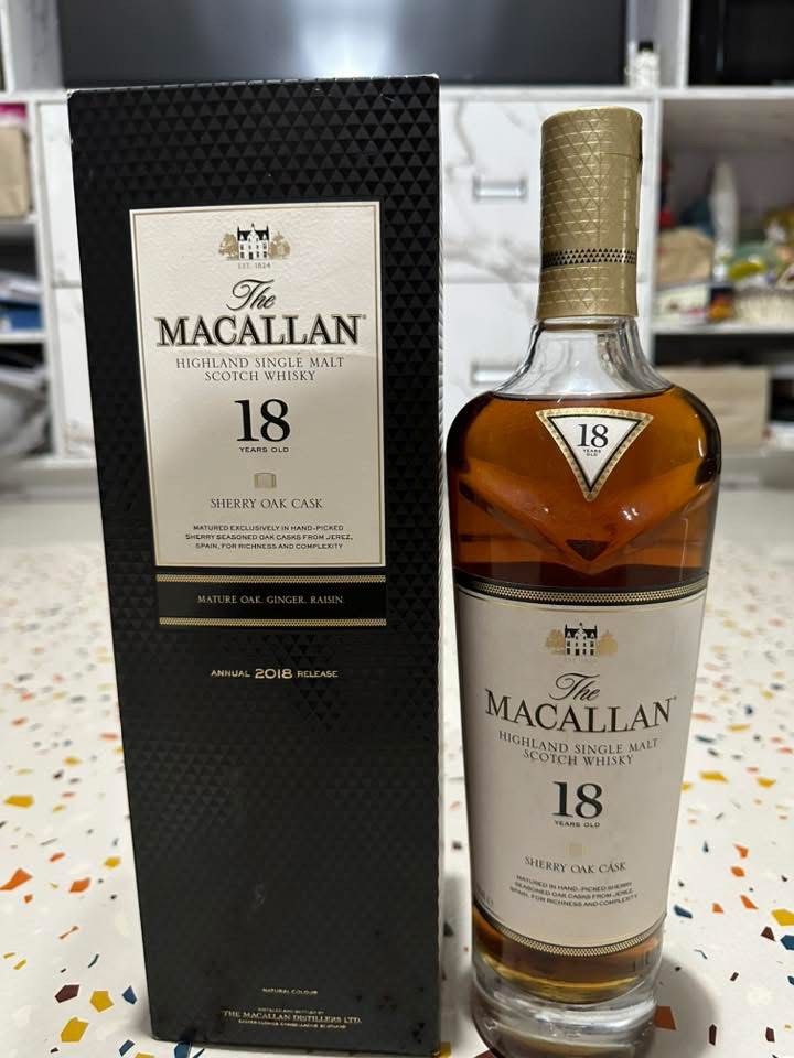 The Macallan 18 Years Old Sherry Oak Cask (Category: Beverages) located in San Juan City. Submitted by wilbertking0 (Listing ID 1422336732, Image 1). Description: - The Macallan 18 Year Old Sherry Oak Cask (2018 Release). - Matured in sherry seasoned oak casks from Jerez, Spain - Offers rich and complex flavors. - Tasting notes: Mature oak, ginger, and raisin. - Includes a security label. 22k .