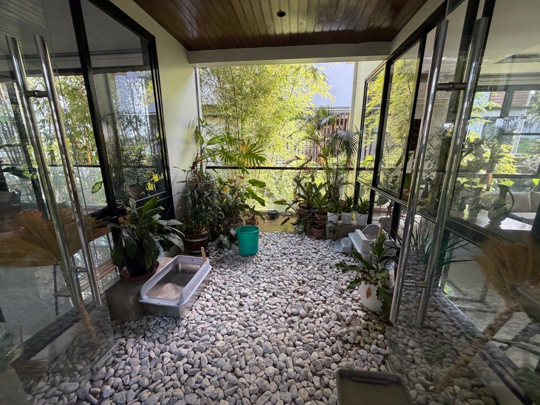 Tivoli Royale Quezon City (Category: House & Lot) located in Taguig. Submitted by brokerhanstaneo_09178038728 (Listing ID 1422323445, Image 3). Description: TIVOLI Royale Quezon City La 359 sqm 3 Floors 3 BR + office 2 car garage 5years old P120M Gross.