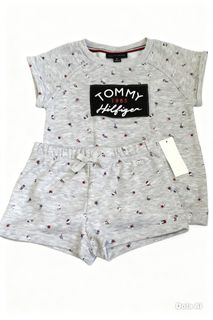 (Category: ) located in . Submitted by nieshaprelovedshop (Listing ID 1422371629, Image 1). Description: .