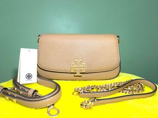 (Category: ) located in . Submitted by Ash.Shop.wise (Listing ID 1422247200, Image 1). Description: .
