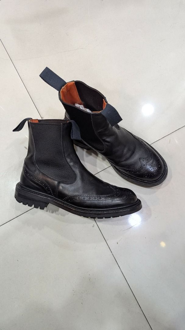 Tricker's Silvia Country Boot 8W US (Category: Boots) located in Antipolo. Submitted by bentakahitanoano (Listing ID 1422384535, Image 1). Description: Tricker's Silvia Country Dealer Boot – Made in England Best fit 8US Women’s - 7US Mens Retail: $680 USD Still in good overall condition. Shows normal scuffs, heel drag, and signs of usage consistent with wear. Classic country dealer boot silhouette — premium leather construction with durable craft