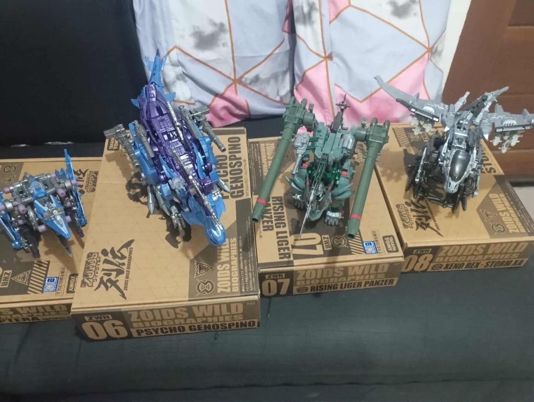 Zoids Wild Biographies (Category: Figurines & Statues) located in Pasig City. Submitted by mxn_jp (Listing ID 1422271063, Image 2). Description: Takara Tomy Zoids Wilds Biographies Set Scale 1/72, Box, Manuals and spare rubber caps included, built for display only, motor works properly, no issues at all. Preferred buyer to take it as set at a more discounted price (Message me) ✅ZWR01 Wild Liger Clive Dias Version ✅ZWR02 Fangtiger Douglas Aldridge
