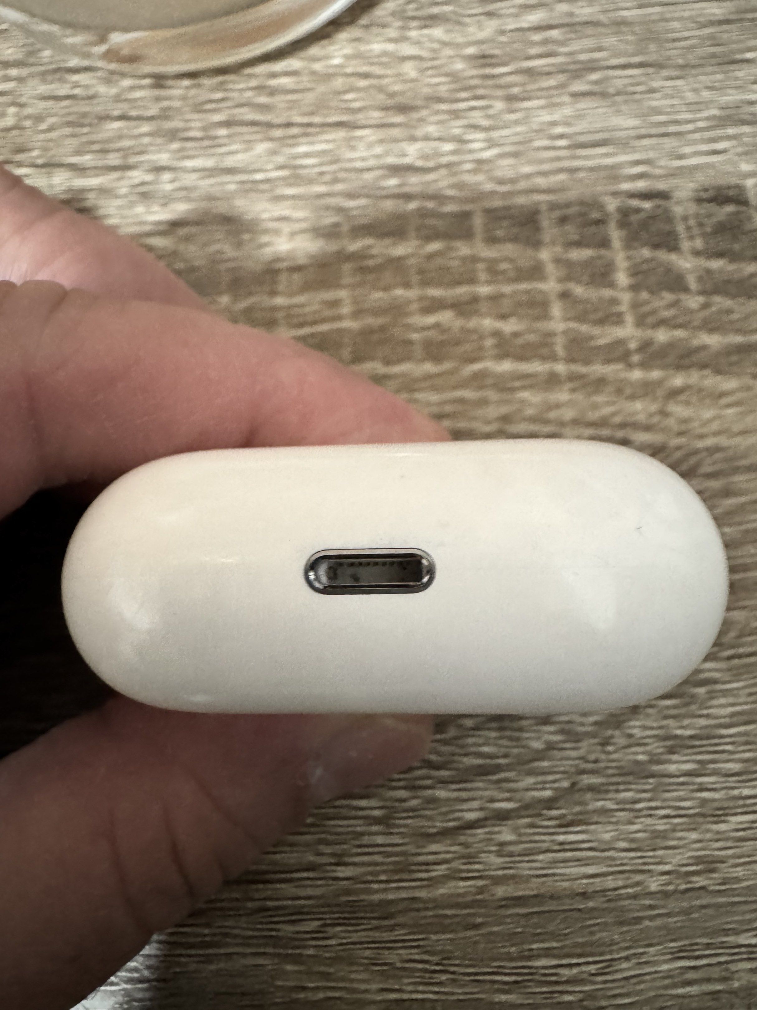 Apple AirPod65561087682435112