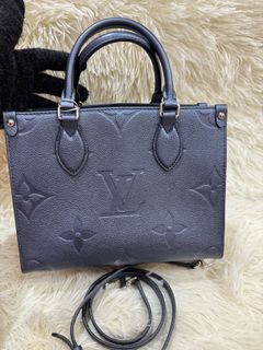 (Category: ) located in . Submitted by chloe_luxuries (Listing ID 1419230765, Image 1). Description: .