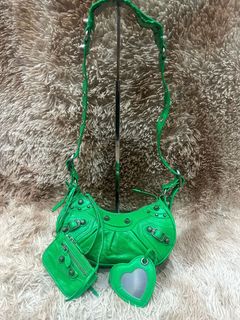 (Category: ) located in . Submitted by miz_thrift (Listing ID 1419238411, Image 1). Description: .