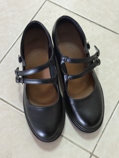 (Category: ) located in . Submitted by thrifted23 (Listing ID 1419243739, Image 1). Description: .