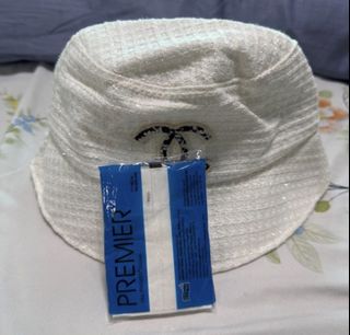 (Category: ) located in . Submitted by lovescarf (Listing ID 1419320417, Image 1). Description: .