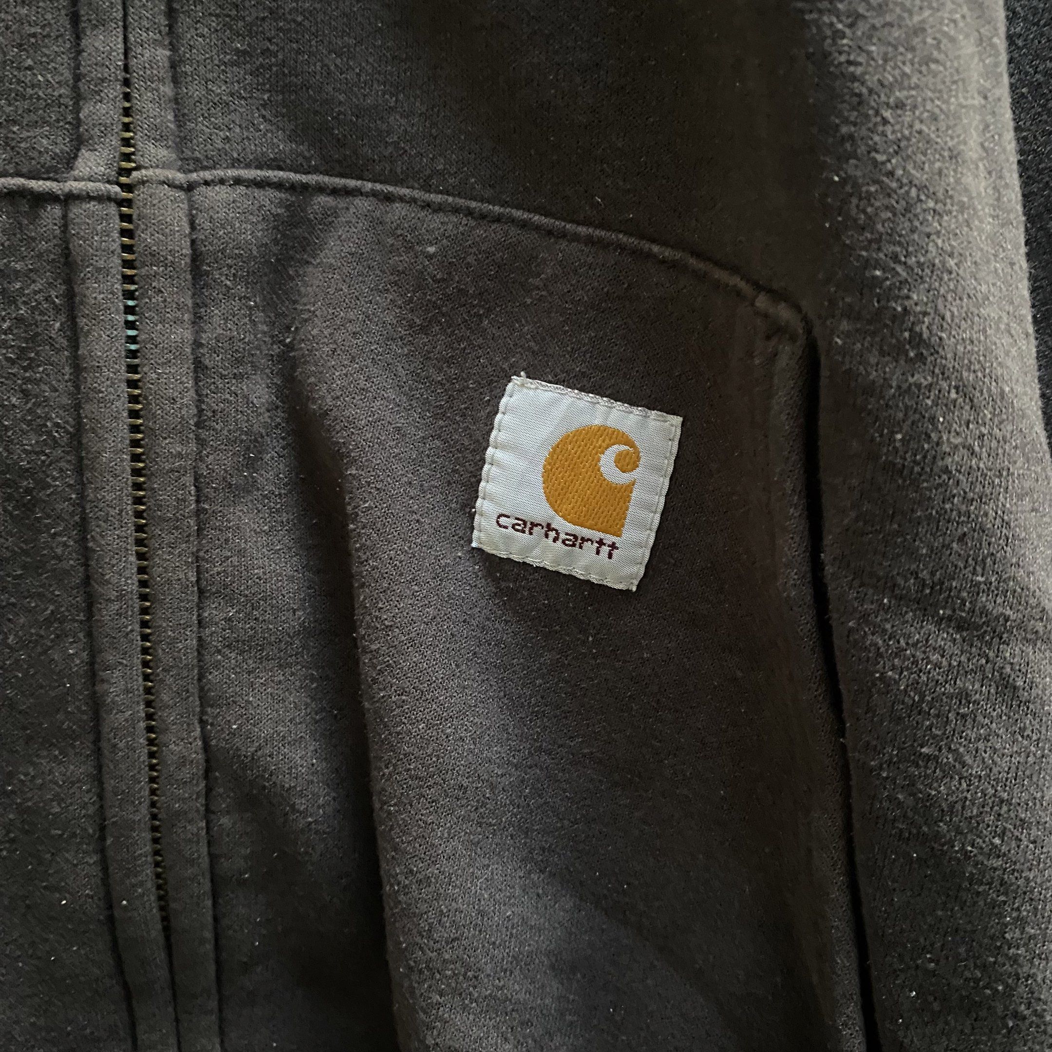 CARHARTT K122 HOODIE (Category: Hoodies) located in Manila. Submitted by trplx (Listing ID 1419345888, Image 2). Description: ‼️FOR SALE‼️ 📍MEET UP AROUND SAN MATEO, MONTALBAN & MARIKINA AREA ONLY OR SHIP VIA LALAMOVE & JNT. MOP: CASH & GCASH ONLY PS: ALL ITEMS ARE NEGOTIABLE (Color May Vary Due to Lighting) 📩 DM FOR MORE INFO. CARHARTT K122 HOODIE • DIMES: 27x30 • CONDITION: 7/10 • ISSUE: PINHOLE & REPLACED LACE ₱1,000+SF .