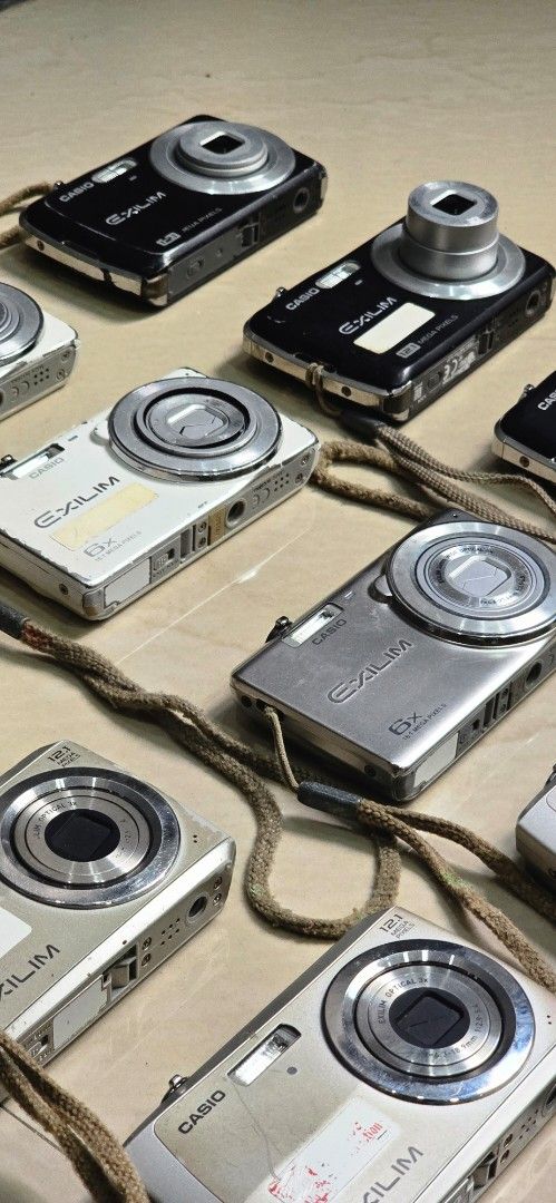 Casio Exlim (Untested) (Category: Cameras) located in Pasig City. Submitted by da_stone (Listing ID 1419390689, Image 3). Description: - Casio Exlim Digicam - Unknown issues 300 - 500 Each (Negotiable).