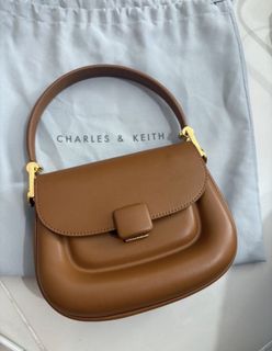 (Category: ) located in . Submitted by willowsbags (Listing ID 1419260701, Image 1). Description: .