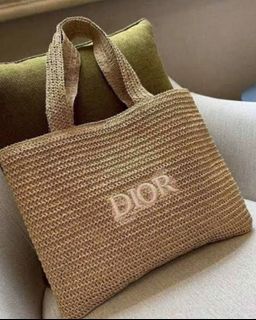 (Category: ) located in . Submitted by bcj.valuables (Listing ID 1419296026, Image 1). Description: .