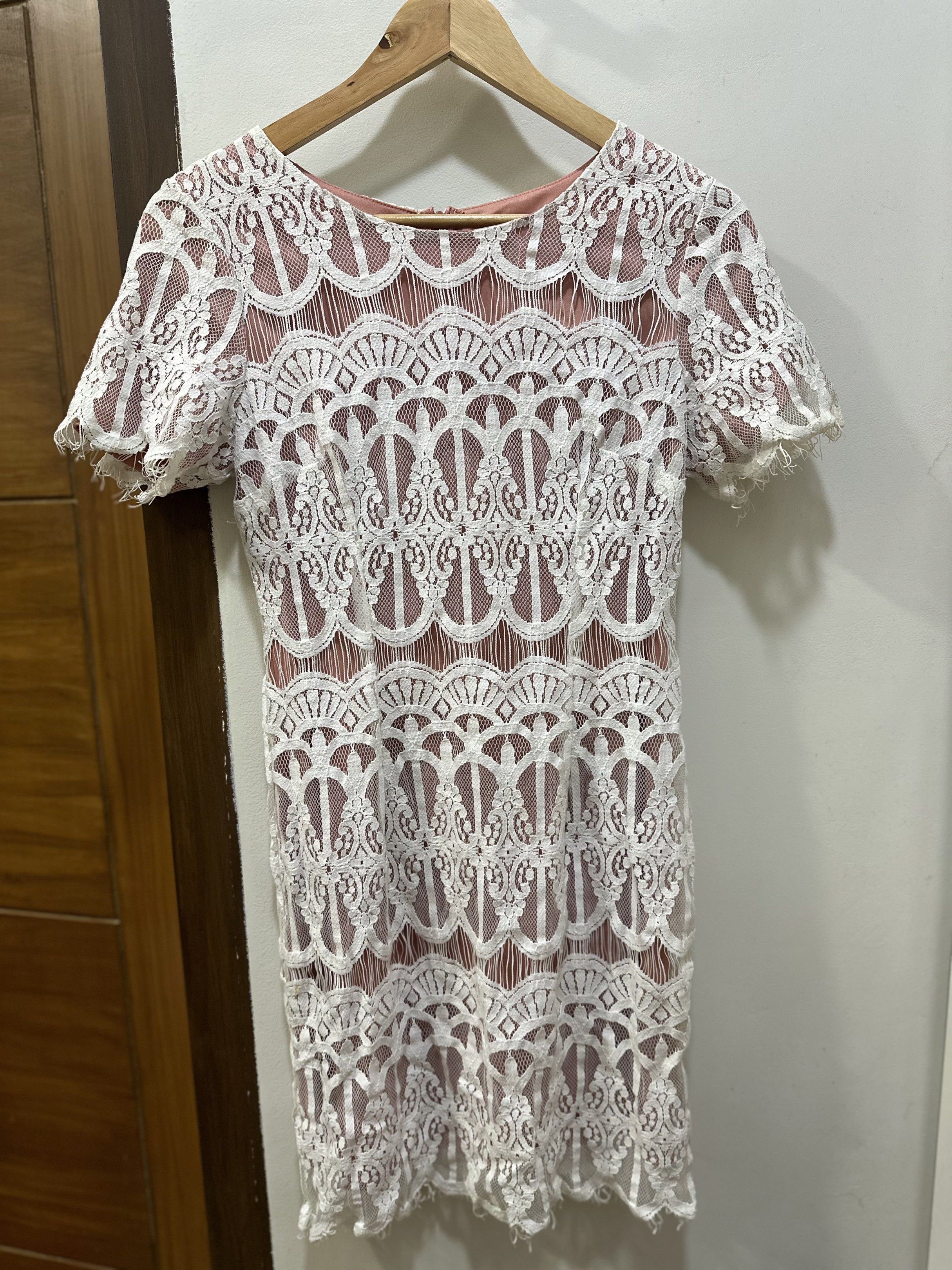 Dorothy Perkins Dress (Category: Dresses) located in Manila. Submitted by gingerbreadman20 (Listing ID 1419292433, Image 1). Description: For sale dorothy perkins dress 3pcs bought for almost 2k each Very good condition like new. No issues For sale 300 each only Nego if get all.