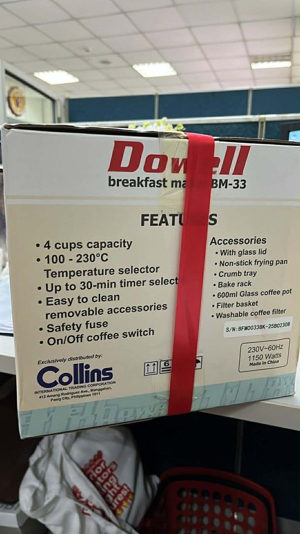 Dowell 3-in-1 Breakfast Maker BM-33 (Category: Ovens & Toasters) located in Taguig. Submitted by funkopopden (Listing ID 1419294944, Image 1). Description: ✨ From Christmas Raffle Win to Your Kitchen Win ✨ Won this Dowell 3-in-1 Breakfast Maker at a Christmas Party raffle (December 2025 🎄) — but sadly, our kitchen is already fully booked with an oven toaster and coffee maker. No space, no need… so it deserves a new home 🏡 🍳 3-in-1 goodness: ✔️