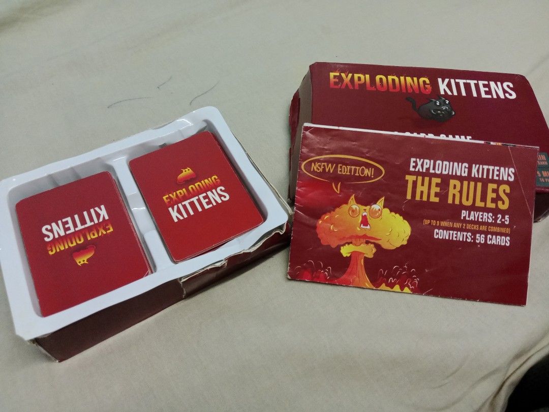 Exploding Kittens (Category: Toys & Games) located in Kuala Lumpur. Submitted by fattsup (Listing ID 1419309728, Image 1). Description: kad elok lagi semua cukup.