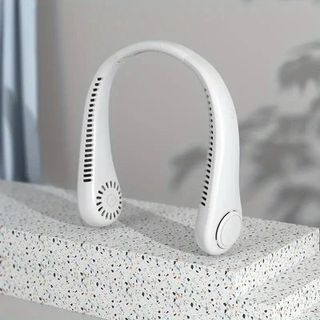 (Category: ) located in . Submitted by dearearthapparel (Listing ID 1419202238, Image 1). Description: .