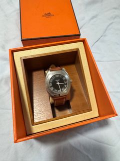 (Category: ) located in . Submitted by scarletcloset (Listing ID 1419329780, Image 1). Description: .