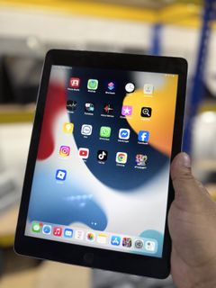 (Category: ) located in . Submitted by sbs_gadgets (Listing ID 1419289217, Image 1). Description: .