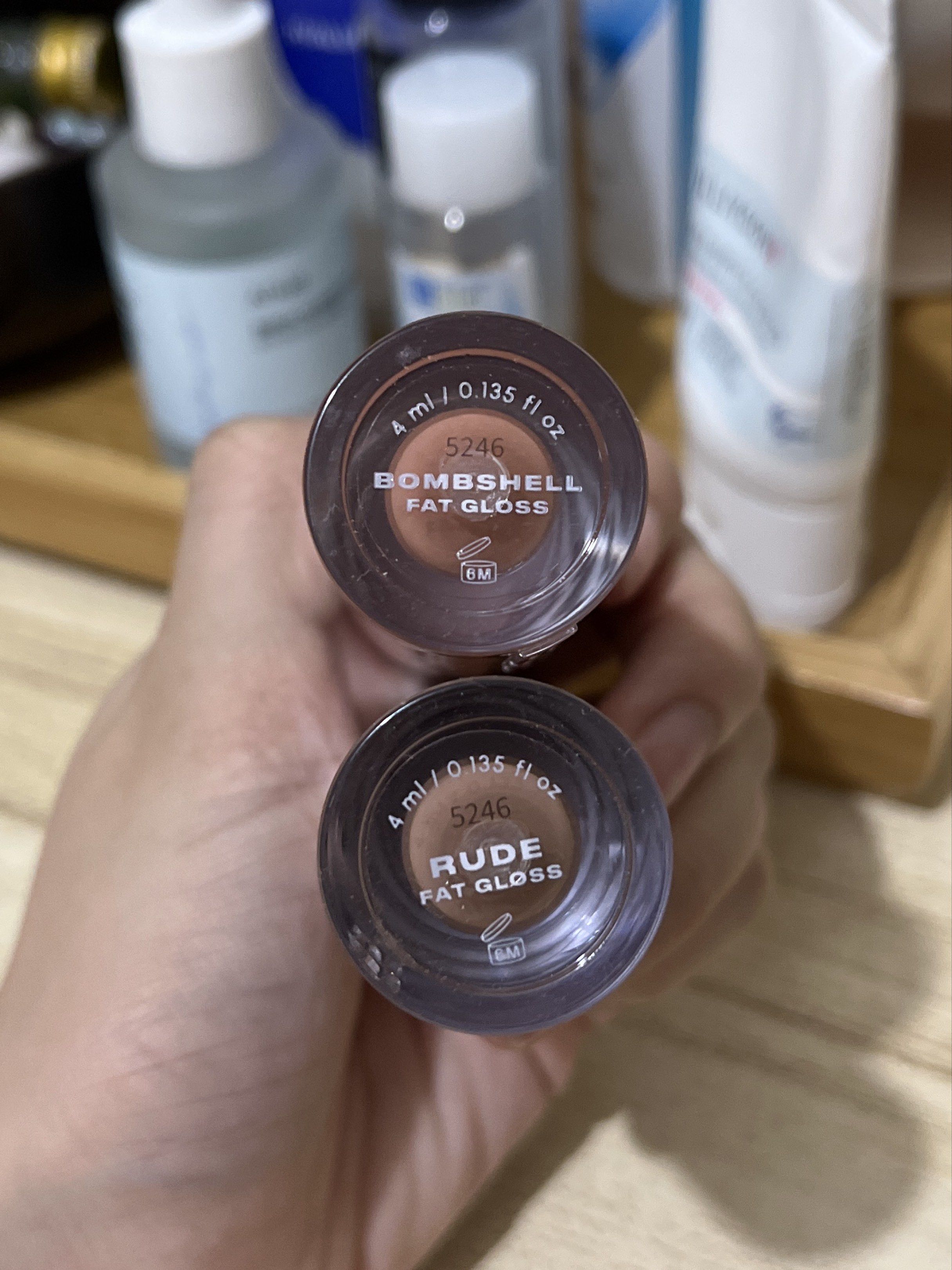 ISSY Fat Gloss - Bombshell & Rude (Category: Makeup) located in Las Pinas. Submitted by kansai404 (Listing ID 1419319154, Image 2). Description: READ! Take both for 450, each for 250 Rude: Used 3x (not reapplied) Bombshell: Used once (also not reapplied) RFS: Much prefer their older gloss formula.