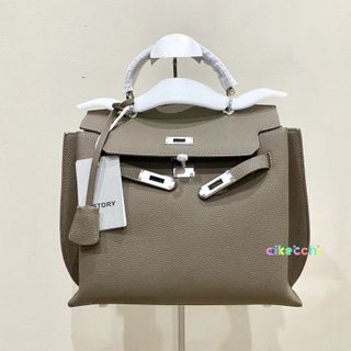 (Kategori: ) berada di . Dikirim oleh declutterbywen (ID iklan 1419240993, Gambar 1). Deskripsi: .