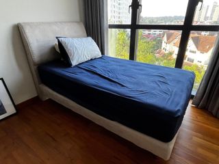 (Category: ) located in . Submitted by mamasell (Listing ID 1419193355, Image 1). Description: .