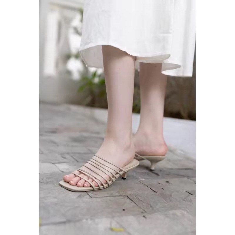 beige nude Kitten Heeled Sandals (Category: Heels) located in Quezon City. Submitted by shop_mm (Listing ID 1419293027, Image 1). Description: - Kitten heels - Features multiple thin straps - Square toe design - color: Tan - rfs: Wrong size Size 10 .