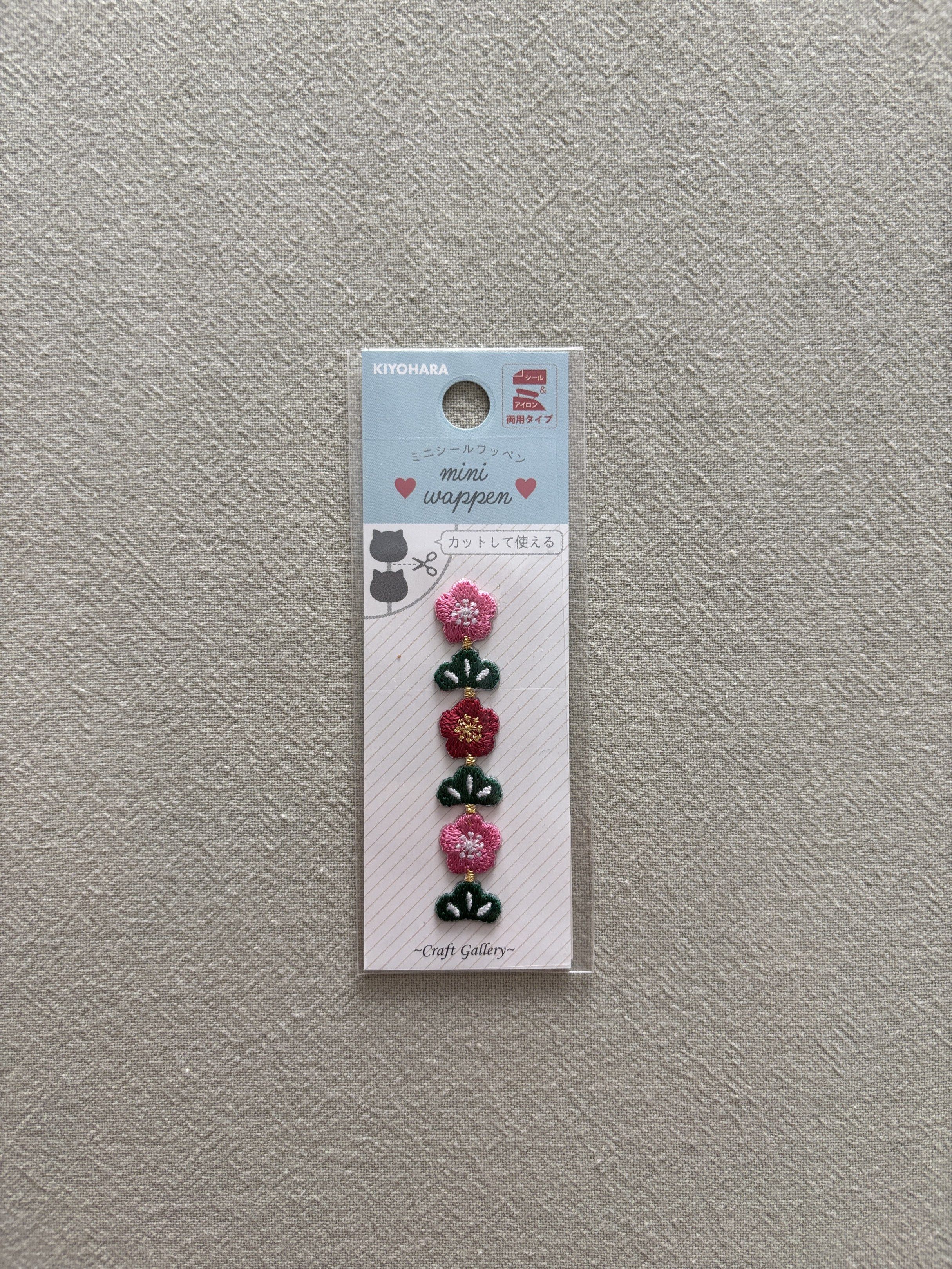 Kiyohara Mini Flower Patch (Category: Handmade Craft) located in Quezon City. Submitted by marlo19 (Listing ID 1419205435, Image 1). Description: Iron-on patch.