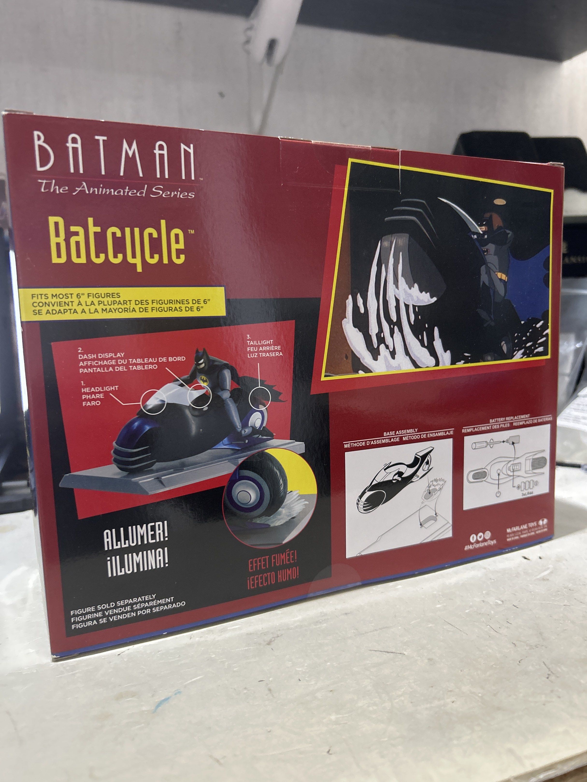 McFarlane DC Direct Batman The Animated Series - BATCYCLE (Category: Figurines & Statues) located in Malabon City. Submitted by mbay.ph (Listing ID 1419316874, Image 2). Description: McFarlane DC Direct Batman The Animated Series - BATCYCLE 🔹100% Authentic 🔹Brand New 🔹Mint In Sealed Box Php 4.5K MOP GCash (cashless) LALAMOVE : near C3 Petron, Caloocan (south) Delivery-Shipping LALAMOVE / LBC COP (shipping only) .