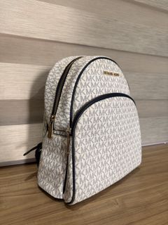 (Category: ) located in . Submitted by highstylestore (Listing ID 1419247209, Image 1). Description: .
