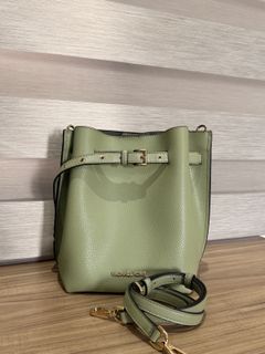 (Category: ) located in . Submitted by highstylestore (Listing ID 1419249337, Image 1). Description: .