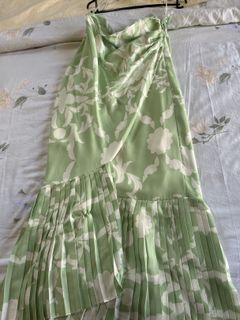 (Category: ) located in . Submitted by mywardrobe2 (Listing ID 1419218340, Image 1). Description: .