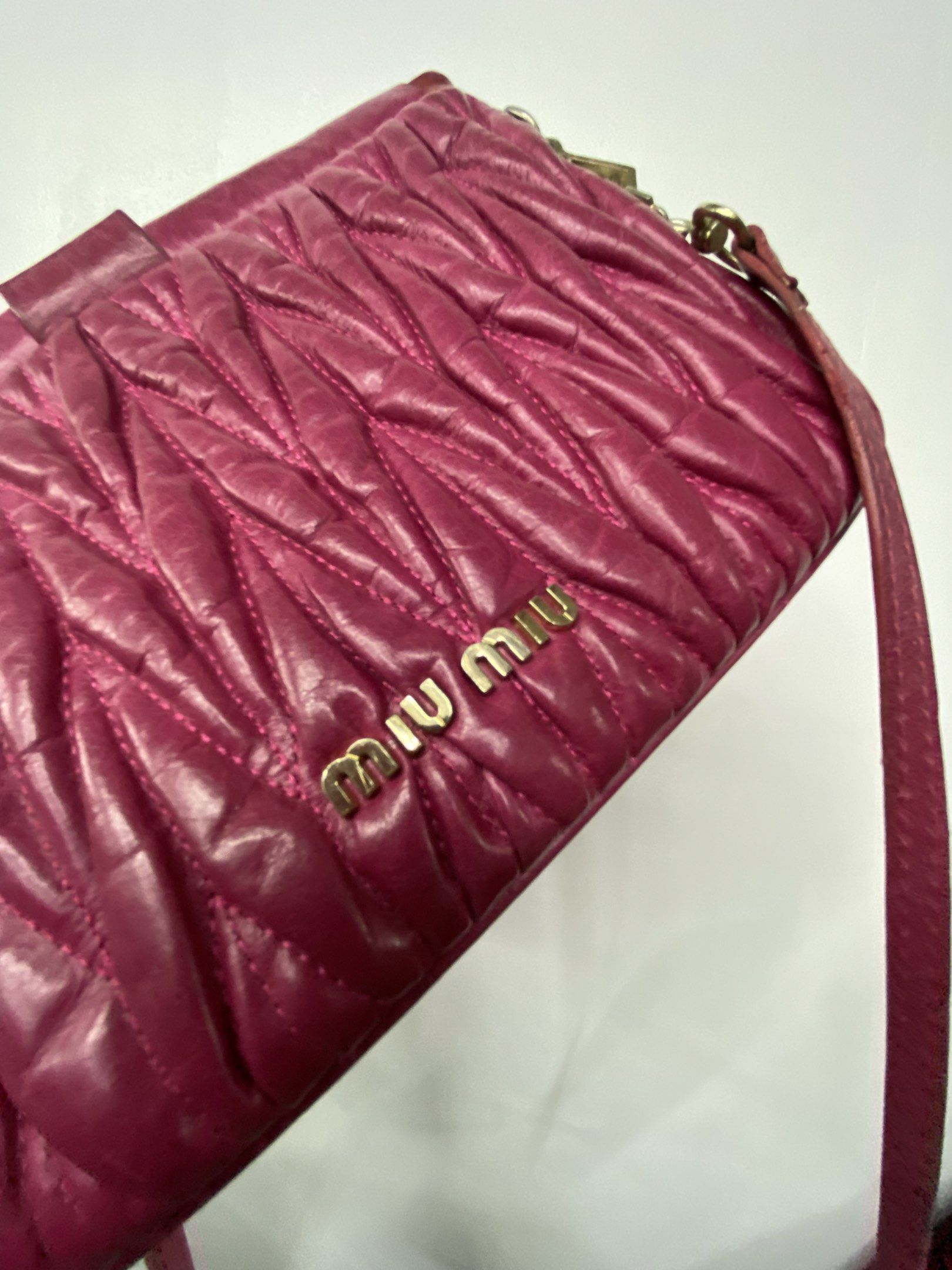 Miu miu (Category: Luxury Bags & Wallets) located in Davao. Submitted by thriftedpinas (Listing ID 1419257577, Image 2). Description: Miumiu Authentic Missing white tag Php : 5.5k freeship.