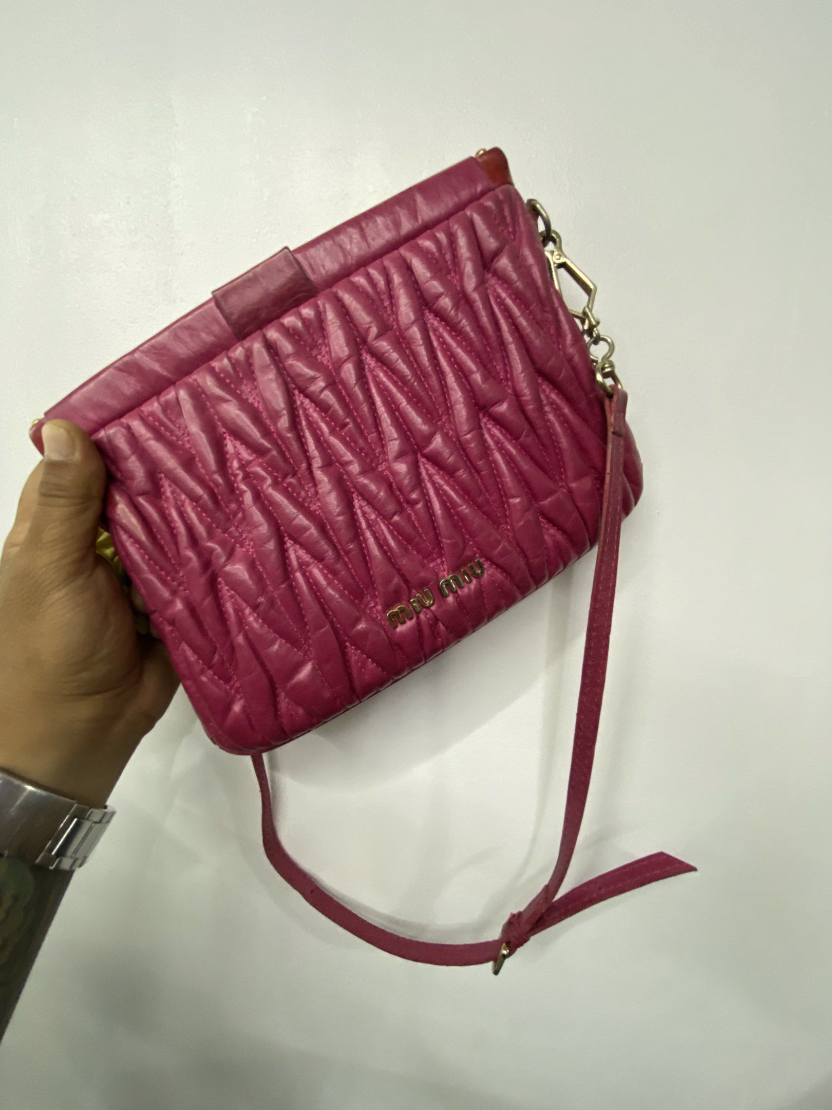 Miu miu (Category: Luxury Bags & Wallets) located in Davao. Submitted by thriftedpinas (Listing ID 1419257577, Image 1). Description: Miumiu Authentic Missing white tag Php : 5.5k freeship.