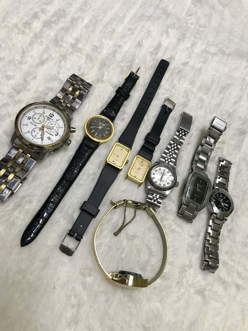 Mix watches with issues (Category: Women's Watches) located in Mandaluyong City. Submitted by needs99 (Listing ID 1419316492, Image 3). Description: FOR TAKE ALL ONLY. ISSUES: NEED PALIT BATTERY, NEED PIN, NEED FACE GLASS ❤️ KAYO NA MAG PAAYOS TAPOS RESELL NIYO NALANG, WALA NA KO PANG PUHUNAN HEHE.