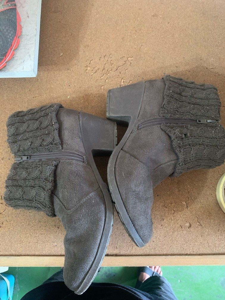 Muk Luks Haley Heeled Ankle Boot with Knit Cuff (Category: Boots) located in Angeles City. Submitted by jnwsurplus (Listing ID 1419228935, Image 2). Description: Muk Luks Haley Heeled Ankle Boot with Knit Cuff.