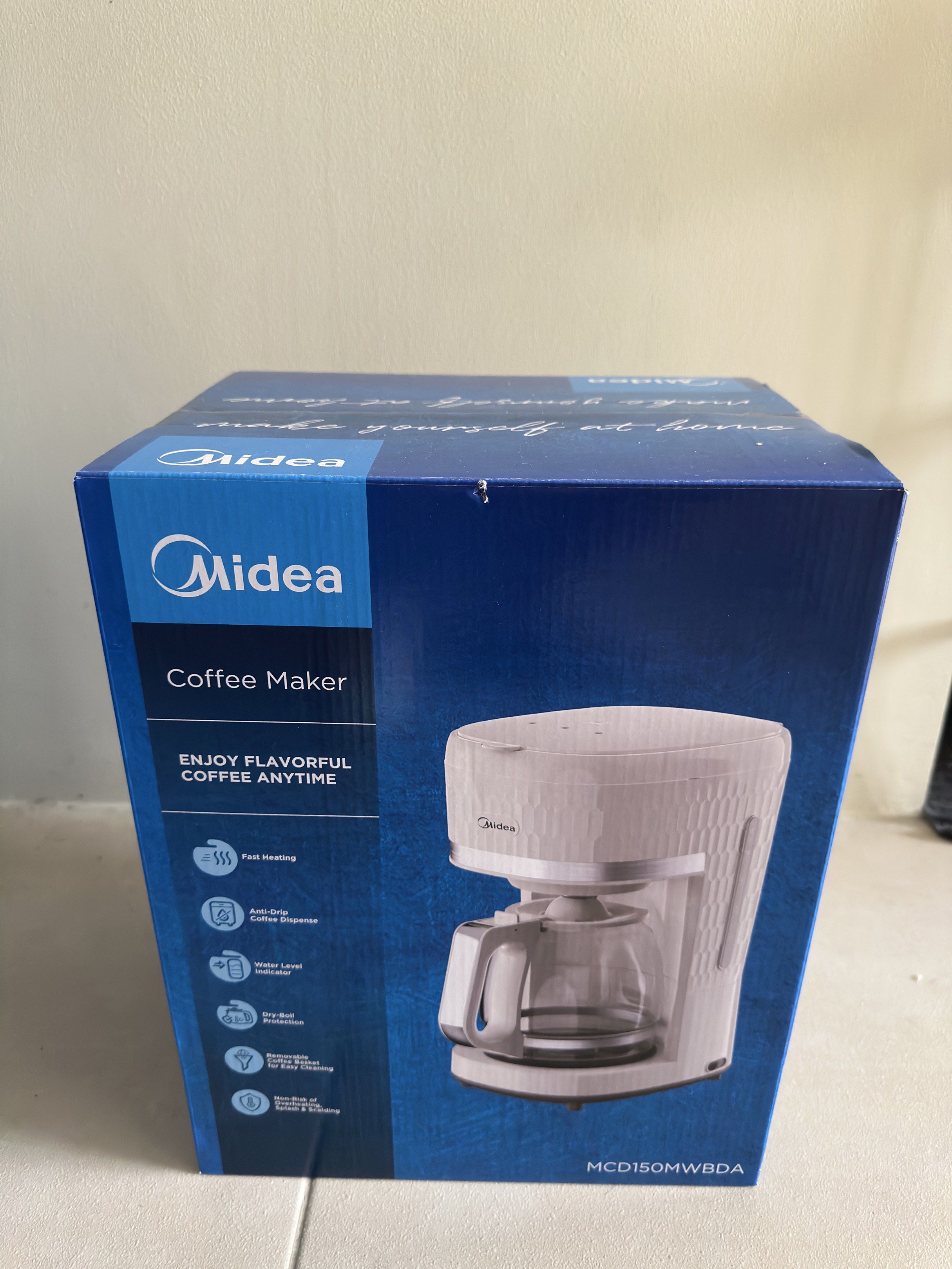 [Negotiable] Midea Coffee Maker (12 Cups) (Category: Coffee Machines & Makers) located in Pasay City. Submitted by edisonjared (Listing ID 1419291415, Image 1). Description: Brand new unopened Midea brand 12 Cups Coffee Maker. - White color - Easy view water window - Removable basket with nylon filter - High quality glass jar - Power on/off indicator - Automatic switch off Price is negotiable, please make an offer. But keep in mind that this is s